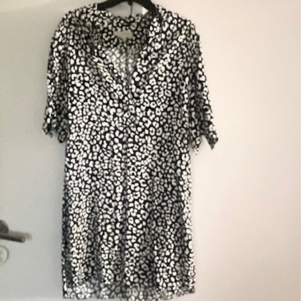 Hobbs dress, size 10 UK, navy and white